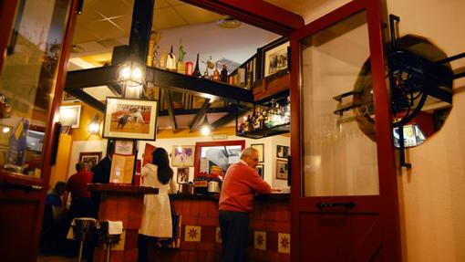 Diez clásicos y cinco novedades de El Arenal para comer o cenar junto a la Maestranza