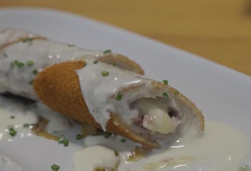 Flamenquín de lomo con jamón y queso