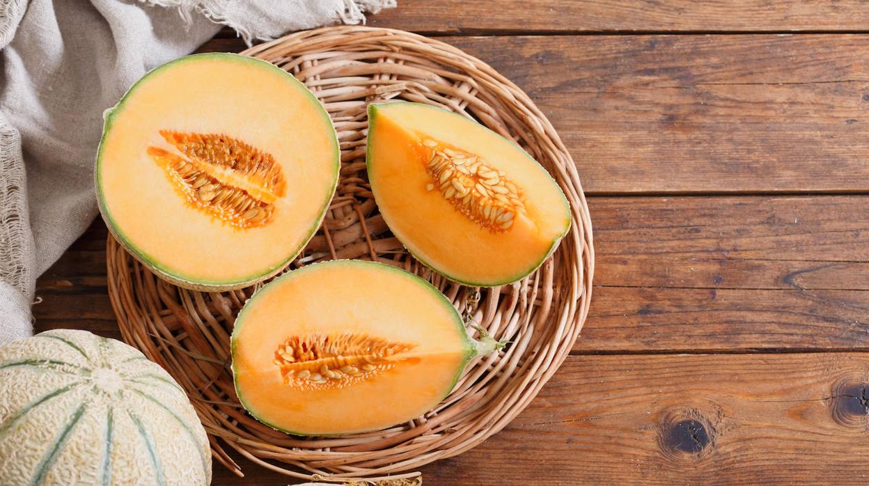 El color naranja es característico del melón cantalupo