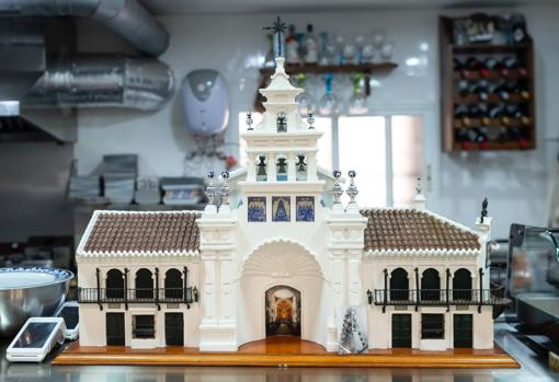 Ángel Ramos (Rengue Triana): «Mientras esté el bar abierto estoy yo; que me voy al Rocío o a la playa, se cierra»