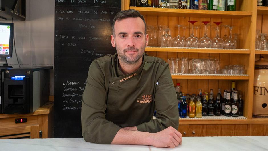 Antonio Jiménez: El guardián de la tradición en Taberna La Montillana