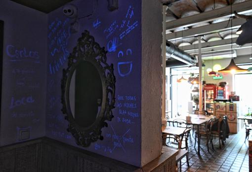 Makandé: burgers, fútbol y cócteles junto a Santa María la Blanca