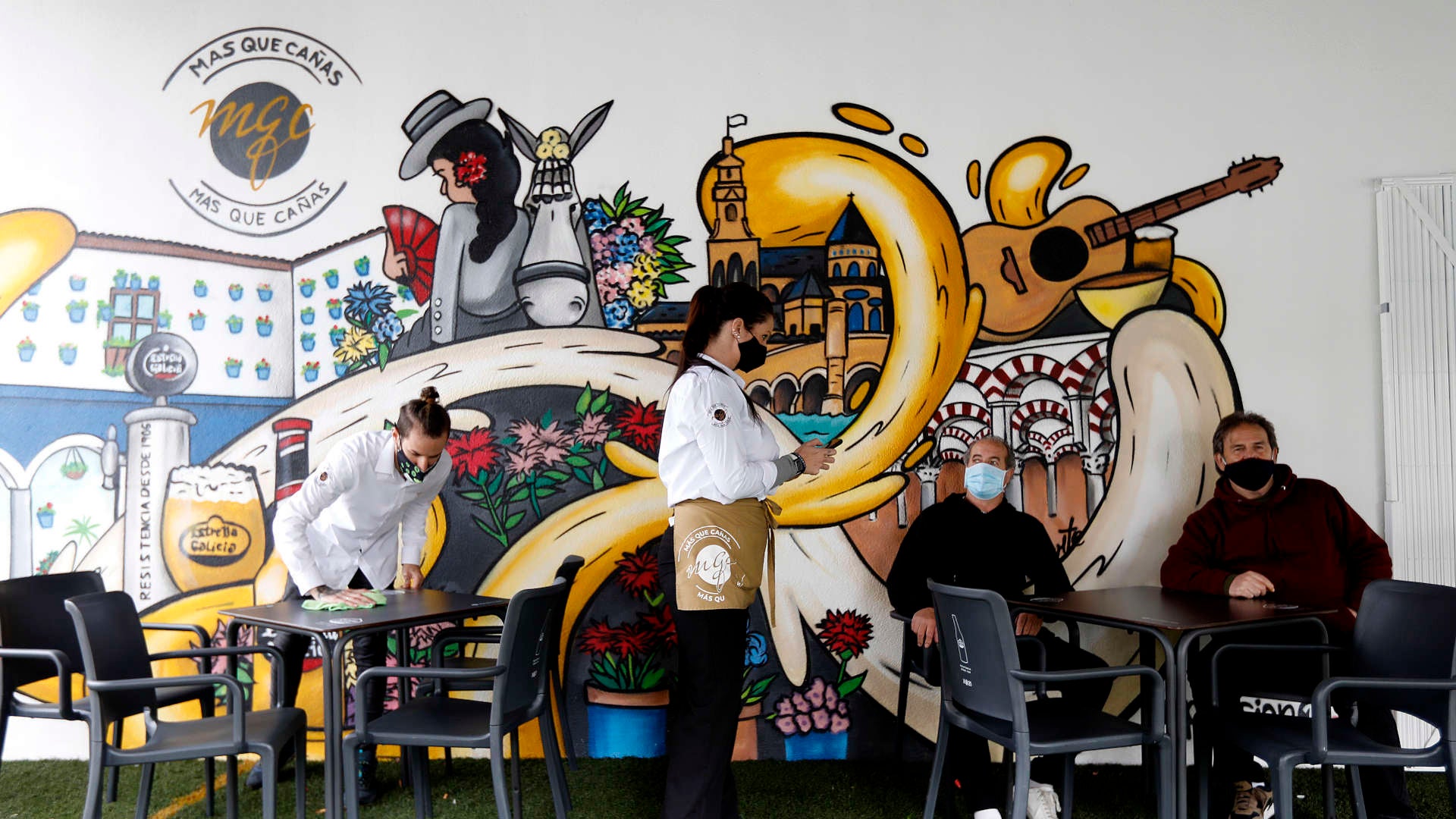 Más que Cañas: un nuevo concepto en la Avenida de Barcelona %%page%% %%sep%% %%sitename%%