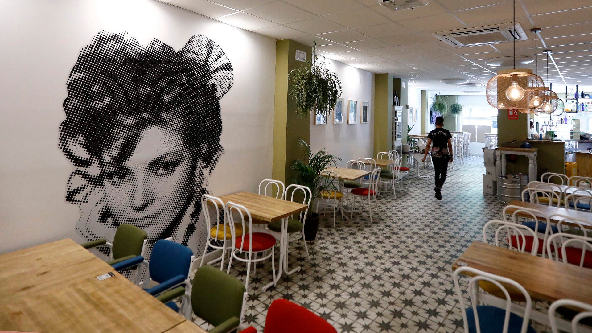 Maruja Limón, una taberna moderna en la Plaza de Colón