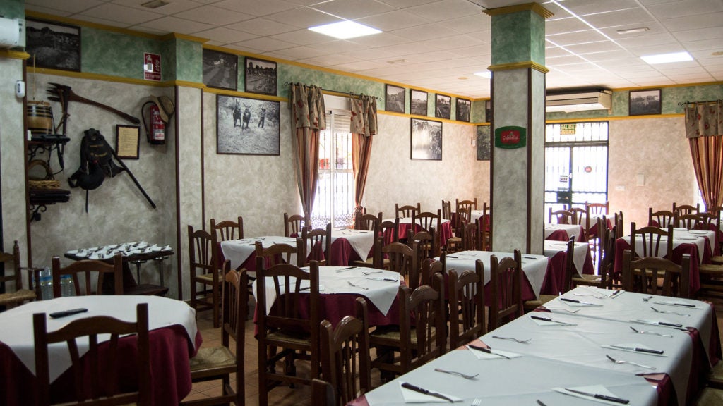 Restaurante El Hortelano en Puebla de Guzmán. Restaurante El Hortelano en Puebla de Guzmán