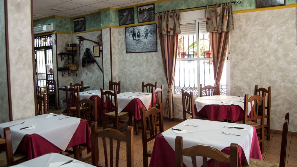 Restaurante El Hortelano en Puebla de Guzmán. Restaurante El Hortelano en Puebla de Guzmán