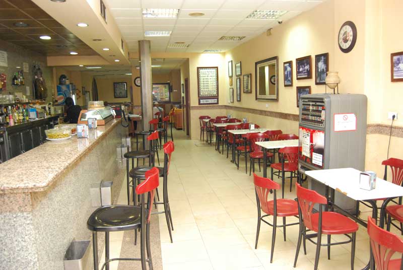 Una cocina muy elaborada con buenas vistas a la Macarena 144. Una cocina muy elaborada con buenas vistas a la Macarena