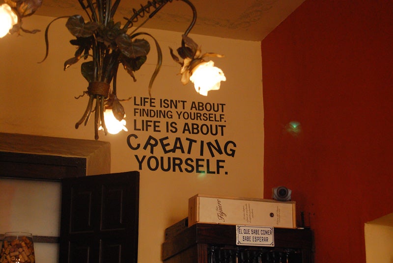 Gran variedad de tapas y de vinos 372. Gran variedad de tapas y de vinos