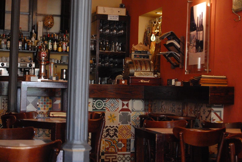 Gran variedad de tapas y de vinos 367. Gran variedad de tapas y de vinos