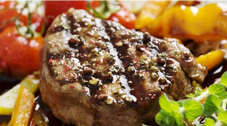 Entrecot de ternera a la parrilla con verduras glaseadas - Gurmé