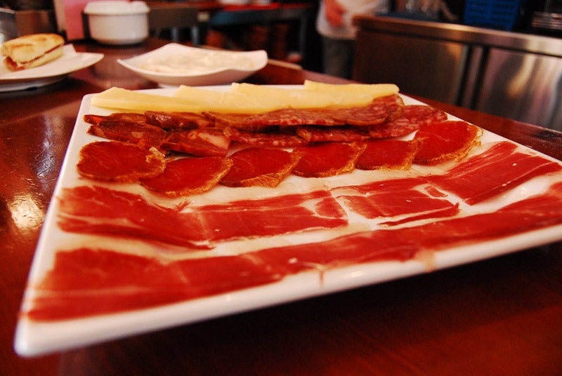 Un bar que no para de crecer 828. Un bar que no para de crecer