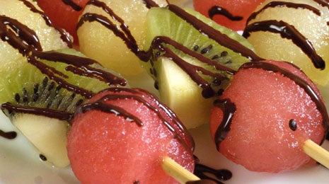 Brochetas de kiwi, melón y sandía - Gurmé