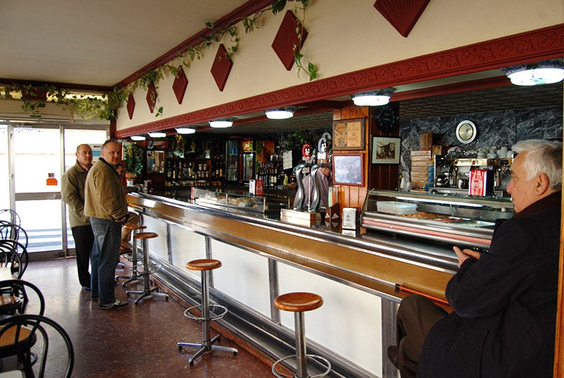 De la montaña a la barra 2049. De la montaña a la barra