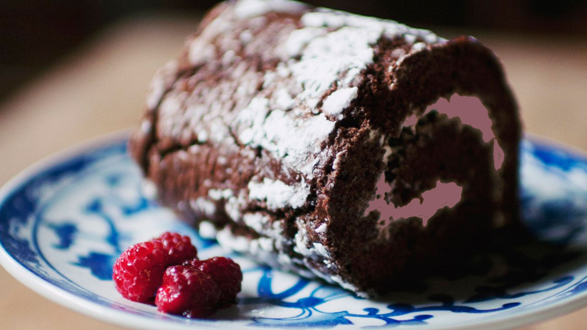 Brazo de gitano de chocolate con fresa - Gurmé