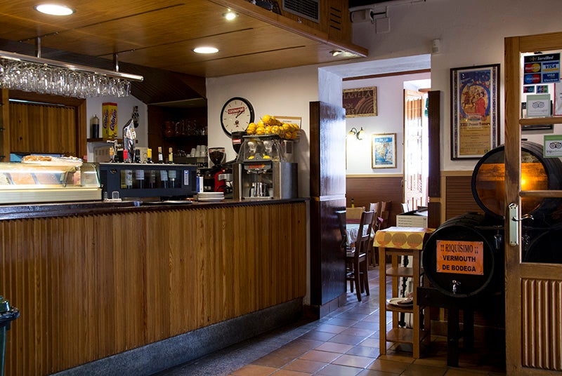 Un alto en la plaza 785. Un alto en la plaza