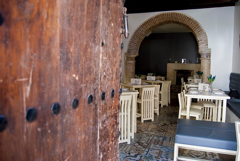 Conquistando a propios y foráneos 816. Conquistando a propios y foráneos