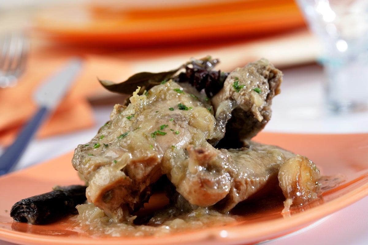 Liebre guisada con canela - Gurmé