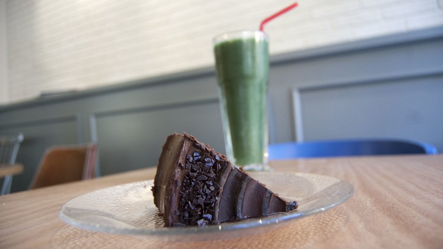 Tarta y batido Santa Gloria