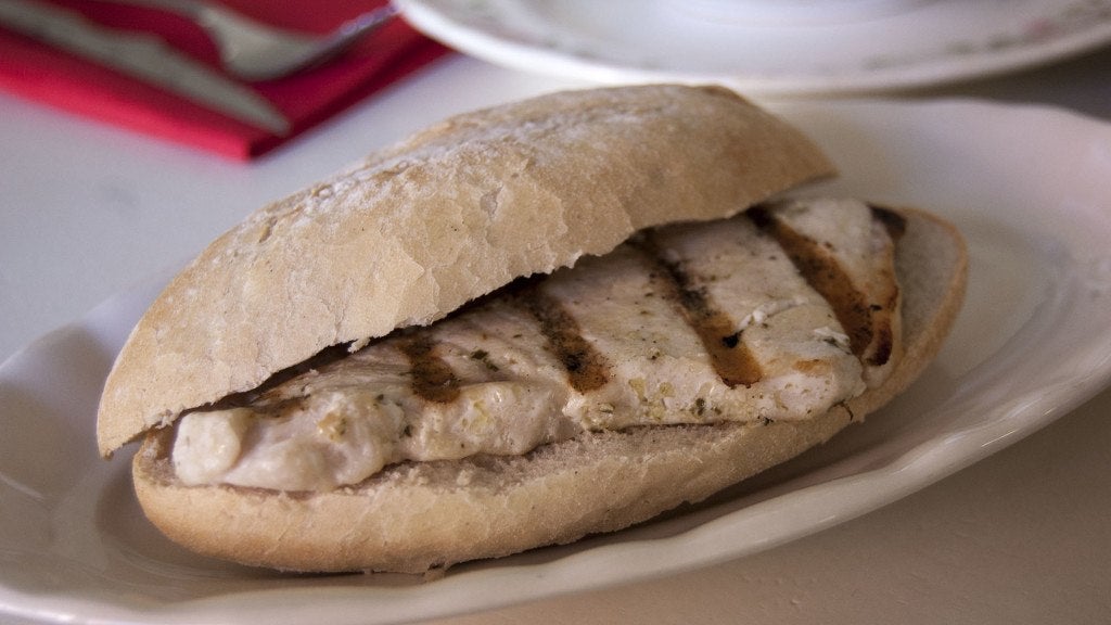 Cervecería del Poniente. 