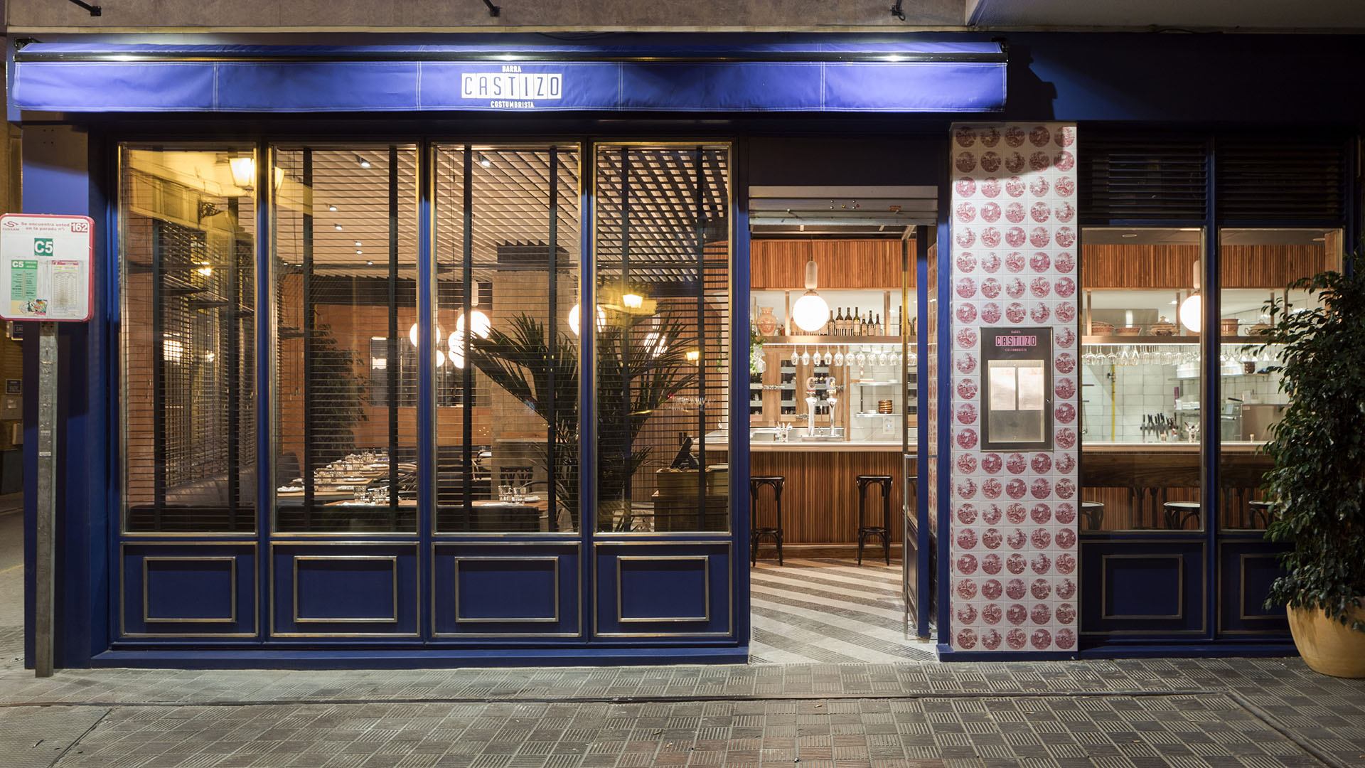 Castizo: «Comer y cantar»