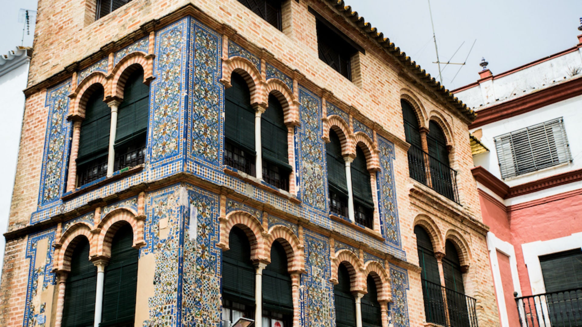 Establecimientos centenarios en la provincia de Sevilla