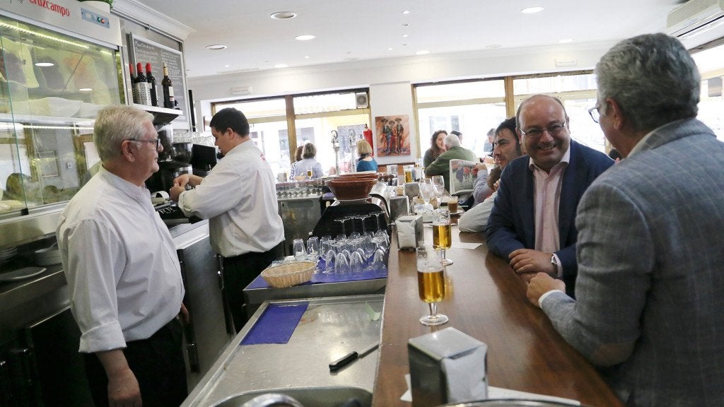 Mariscos Emilio Tapas. 