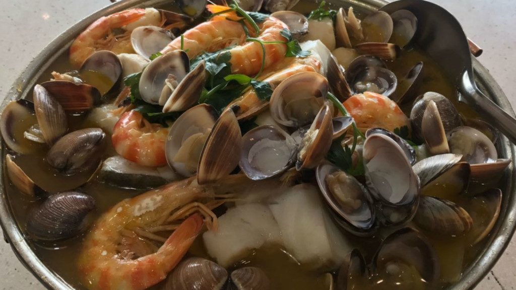 Taberna Heliópolis en Sevilla capital. Taberna Heliópolis en Sevilla capital