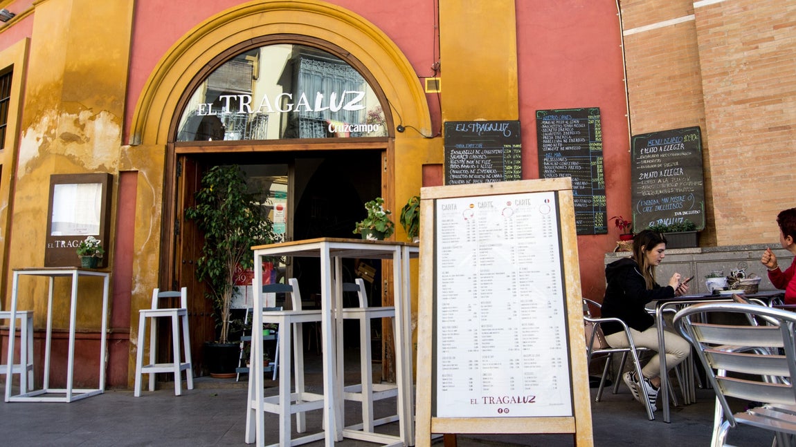 Restaurante El Tragaluz en el centro de Sevilla. Restaurante El Tragaluz en el centro de Sevilla