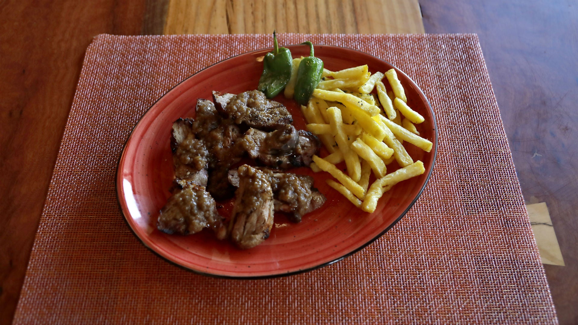 Todo sobre El Panzón, en Los Remedios, Sevilla