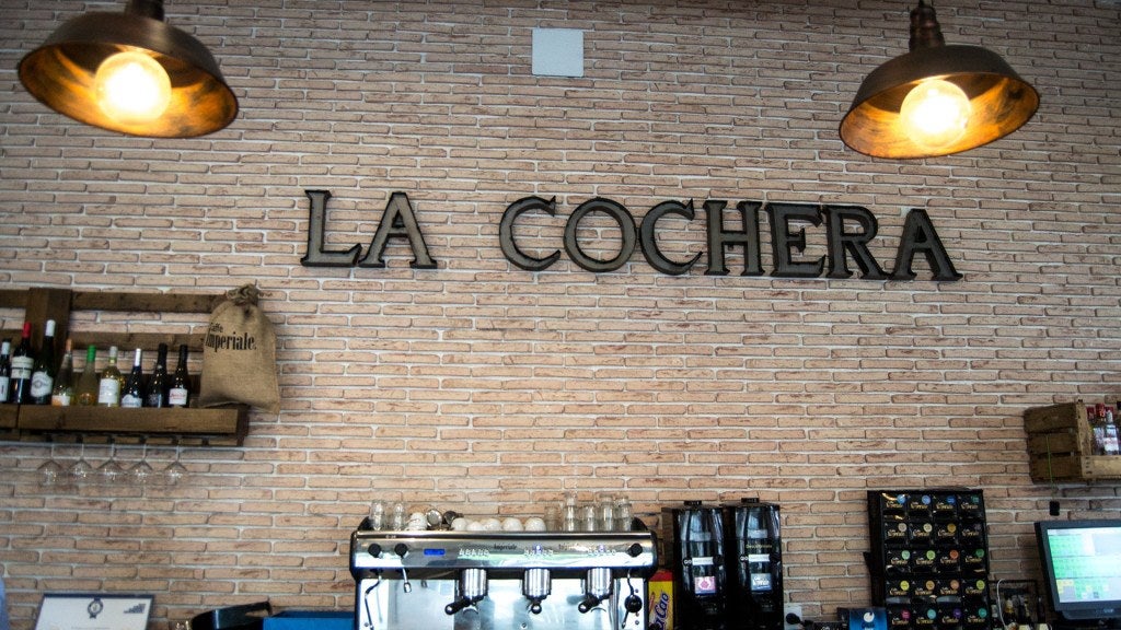 La Cochera del Tranvía en Sevilla. La Cochera del Tranvía en Sevilla