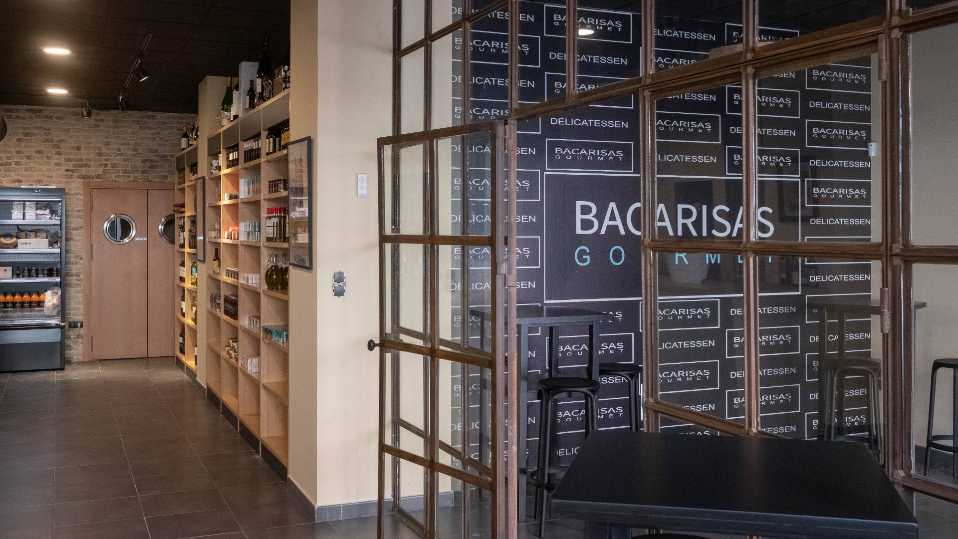 Apertura: Bacarisas Gourmet, una tienda con alma delicatessen