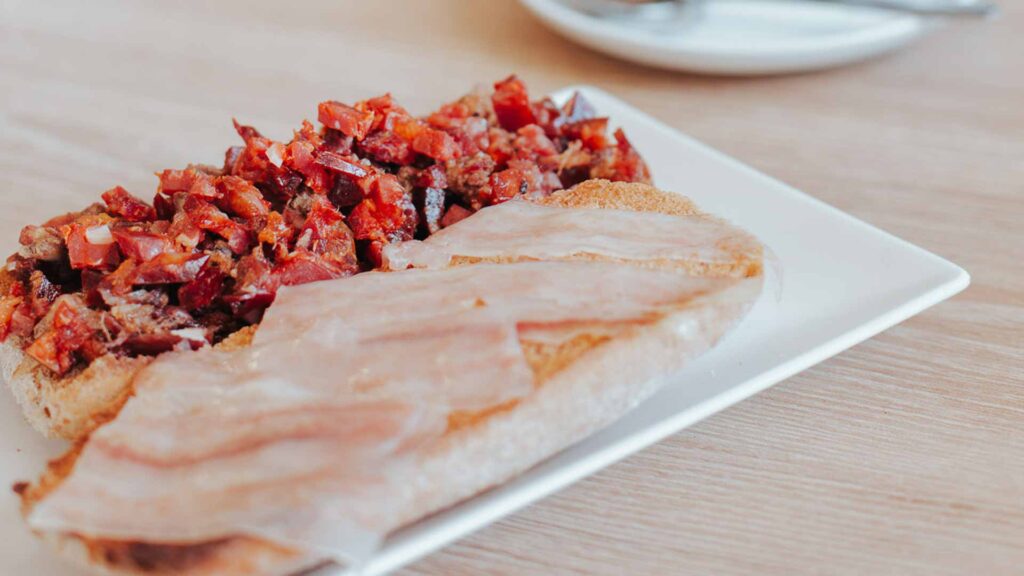 Infanta Bar en Los Bermejales, Sevilla. Infanta Bar en Los Bermejales, Sevilla