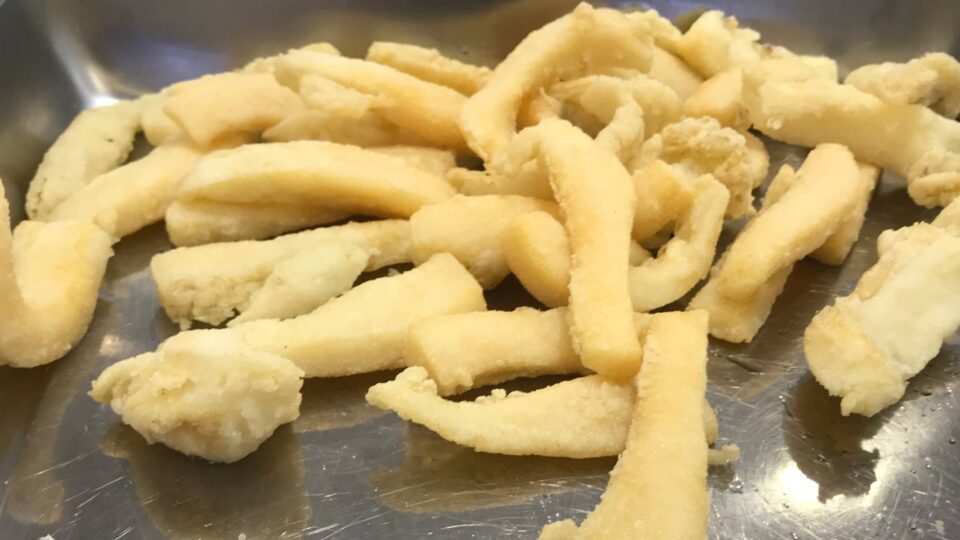 Freiduría Bahía: mariscos y fritos sin gluten junto a Plaza de Cuba