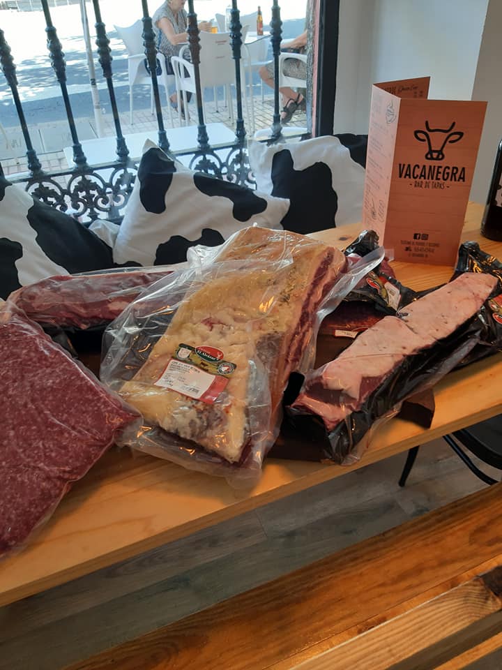 101303623_125537912485712_431062365438476288_n (1). 