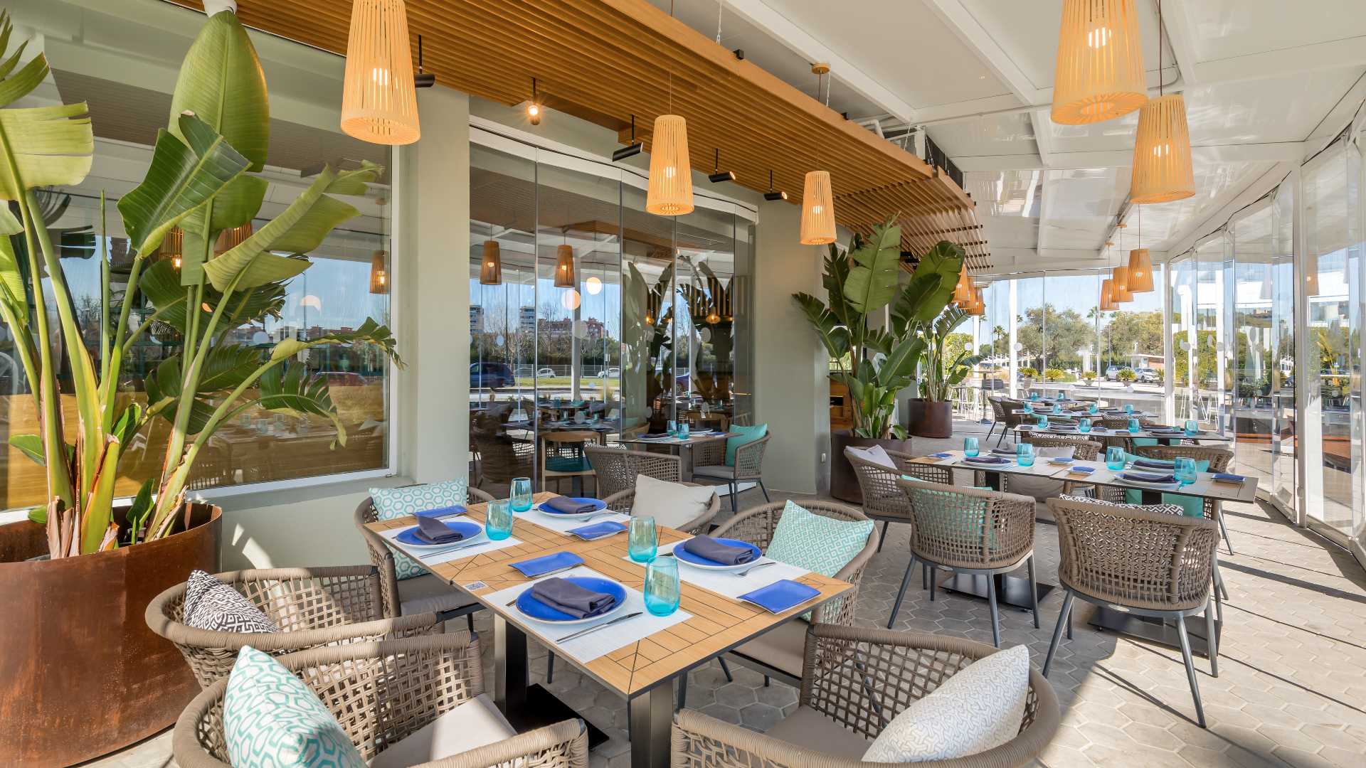 Apertura: El Barceló Renacimiento estrena el segundo Arrozante de Sevilla