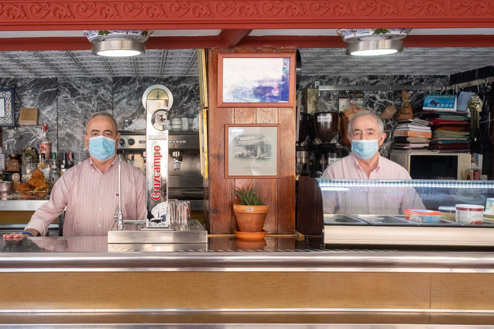 Manuel y Abel López (Cofiñal): «Nuestros clientes se sienten aquí como en casa»