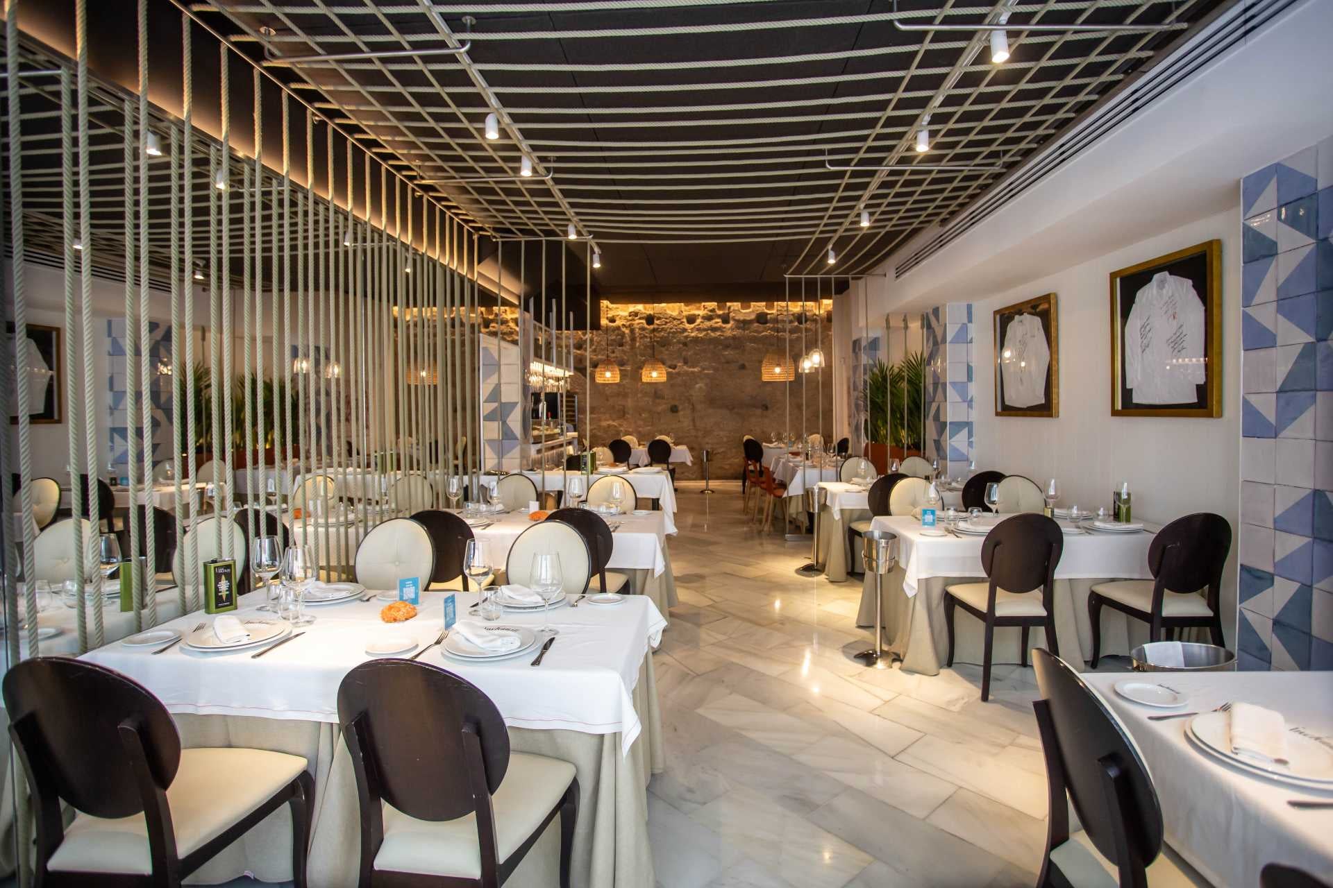 La Barra de Inchausti reabre y fusiona en un nuevo comedor la carta de La Moneda