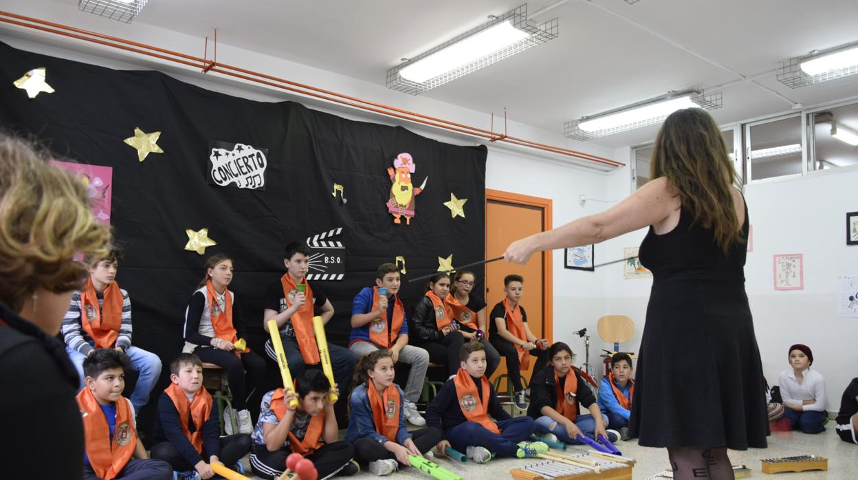 El colegio Los Montecillos programa actividades relacionadas con el flamenco durante todo el curso