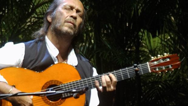 Paco de Lucía, en la Bienal de 2004