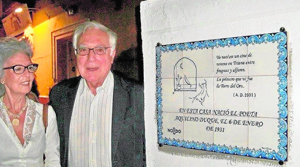 Ángel Pérez Guerra: Llanto por Aquilino Duque, desde el Puerto Camaronero