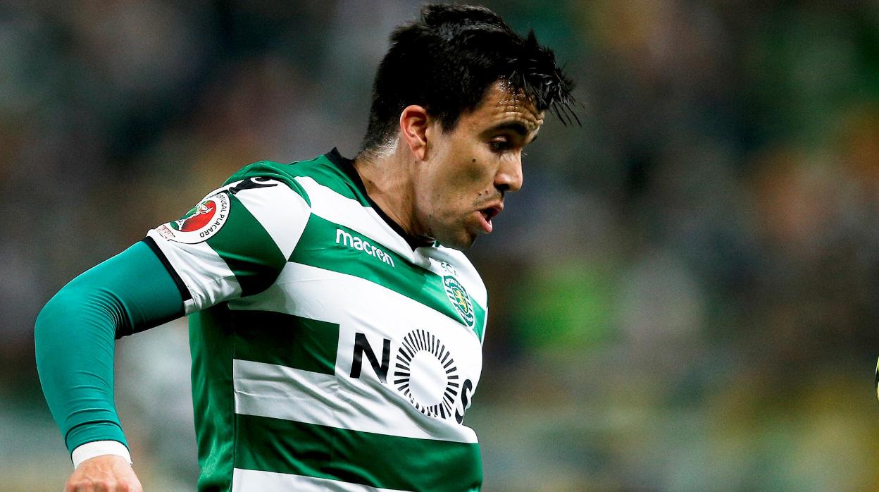 Marcos Acuña, en un partido con el Sporting
