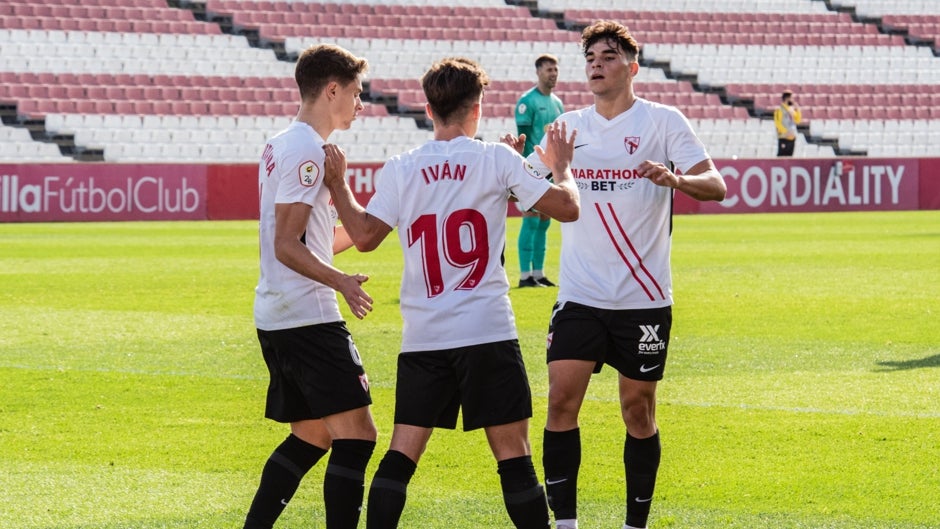 Sevilla Atlético - Lorca: Iván da un respiro a Gallardo para cerrar el año (4-0)