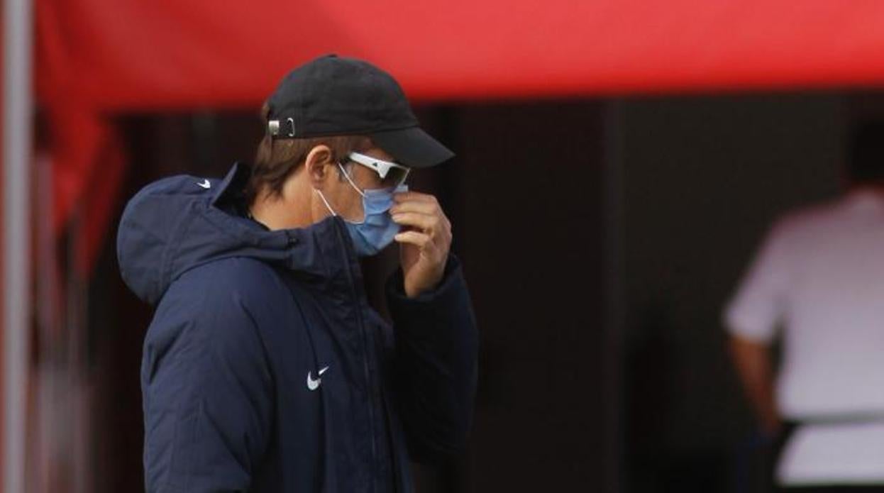 Julen Lopetegui, durante el entrenamiento de este viernes