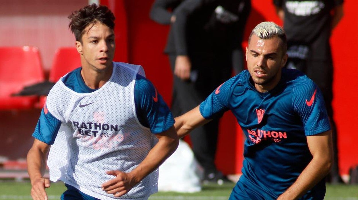 Óliver y Jordán, en un entrenamiento del Sevilla