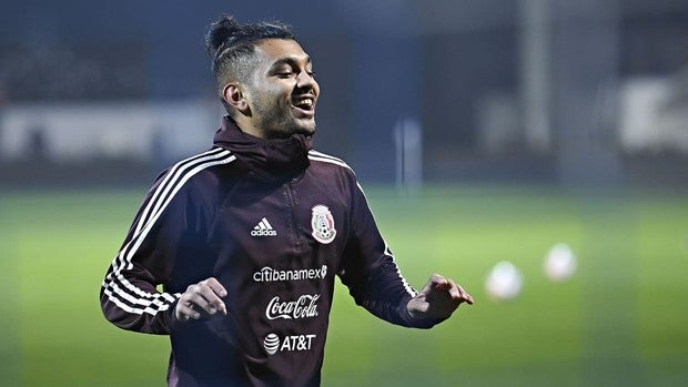 El «Tecatito» Corona y la segunda llamada del Sevilla