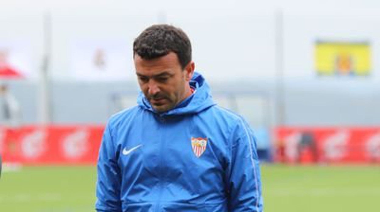 Alejandro Acejo durante un encuentro del Sevilla FC División de Honor juvenil