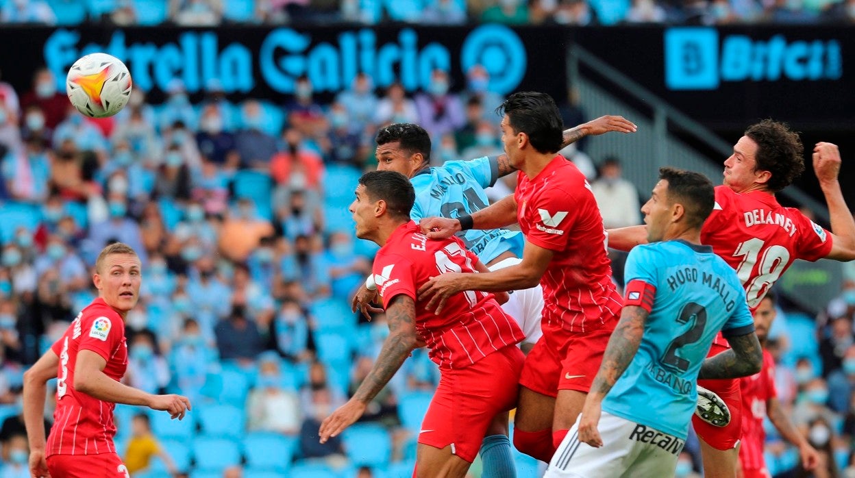 Lance de juego del Celta - Sevilla