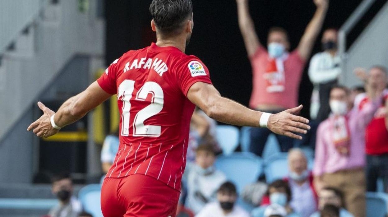 Rafa Mir celebra el 0-1 durante el Celta - Sevilla FC de LaLiga