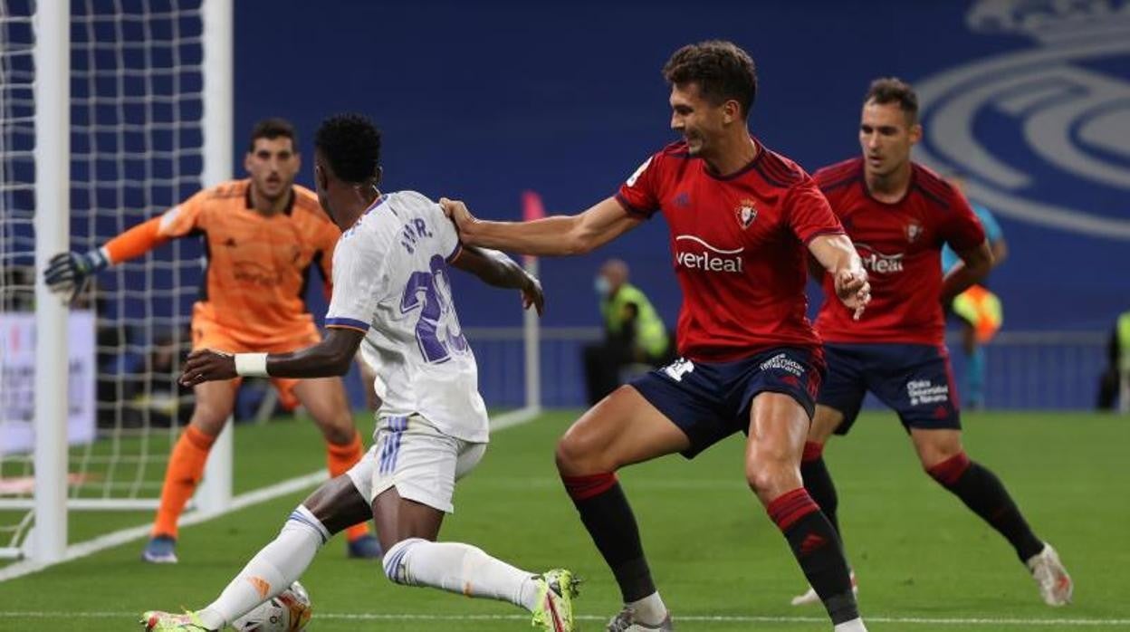 Lucas Torró, ante el Madrid