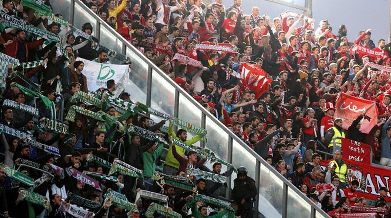 Vuelve el derbi de la gente, 728 días después